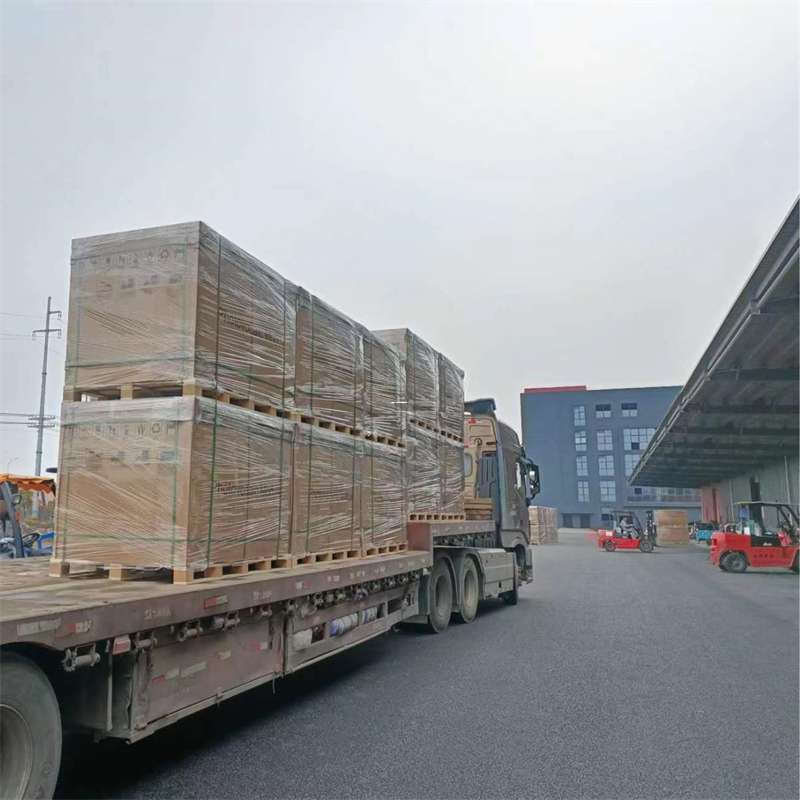 石鼓区阿瓦提县：物流专线的高效货运之旅